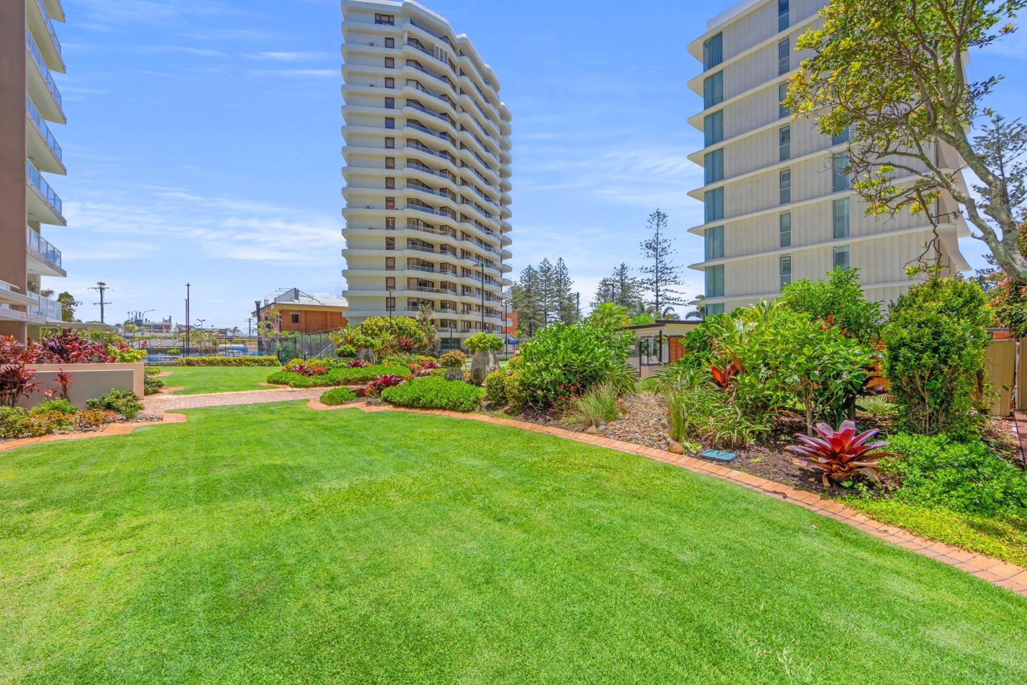 Burleigh Beach Tower Gold Coast Extérieur photo