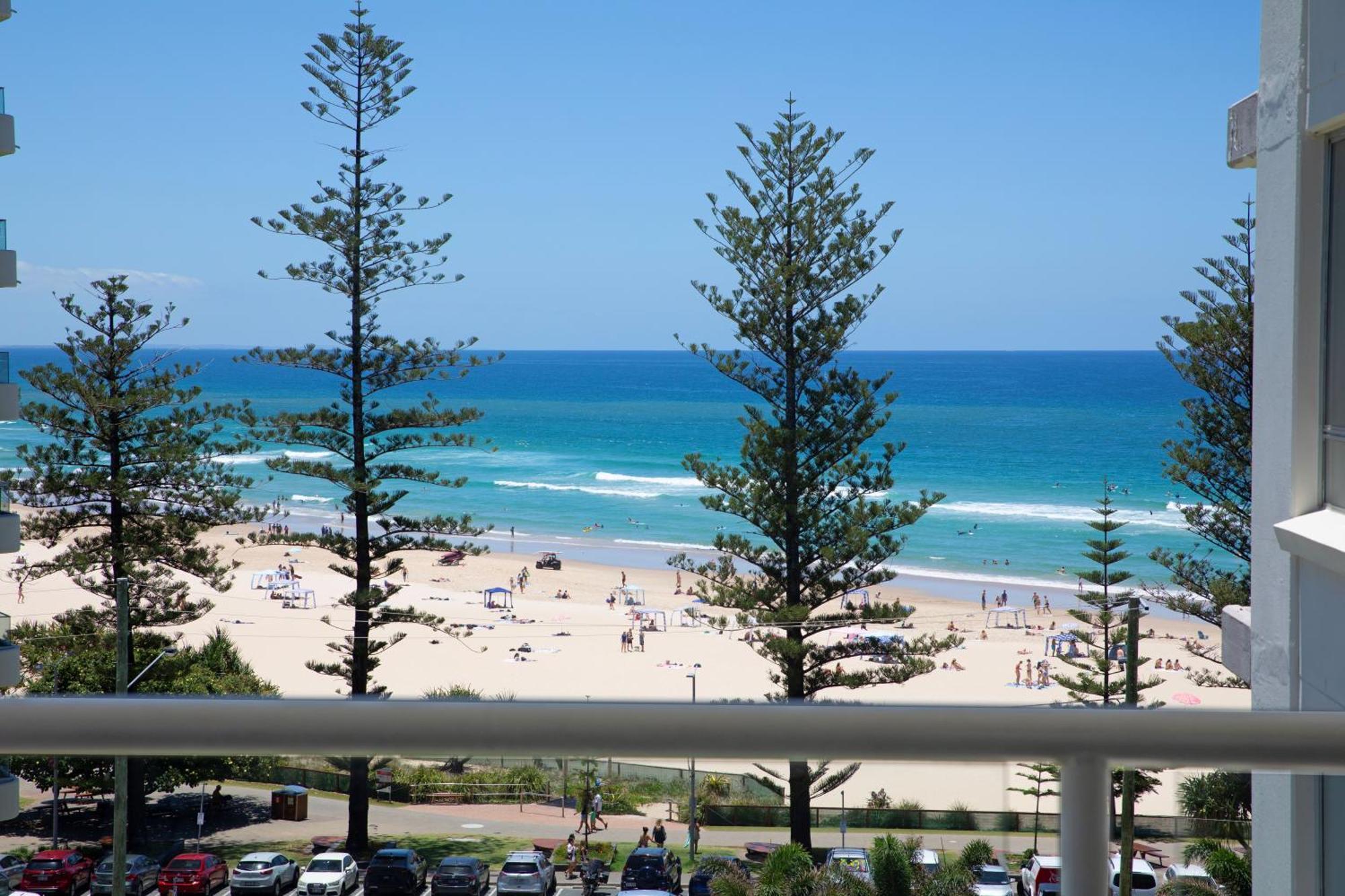 Burleigh Beach Tower Gold Coast Extérieur photo